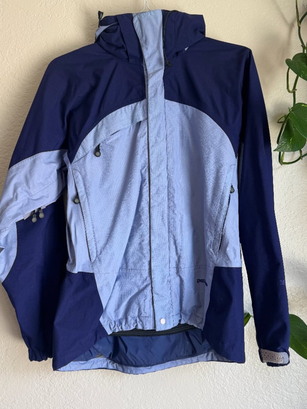 Vintage Patagonia Gore-Tex XCR Ski Jacket Small Blue Hooded Waterproof Shell